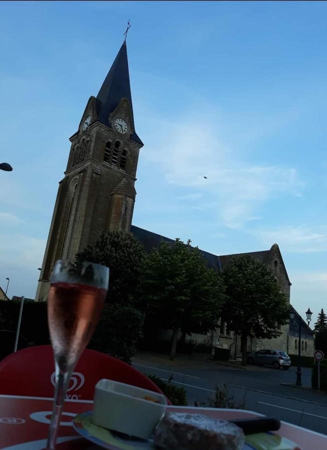 Logis Hotel & Restaurant Du Chemin Des Dames Corbeny Exteriér fotografie