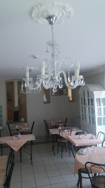 Logis Hotel & Restaurant Du Chemin Des Dames Corbeny Exteriér fotografie